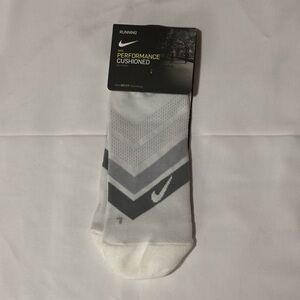 Nike Performance Cushioned Socks - White and Gray Mens Large NWT